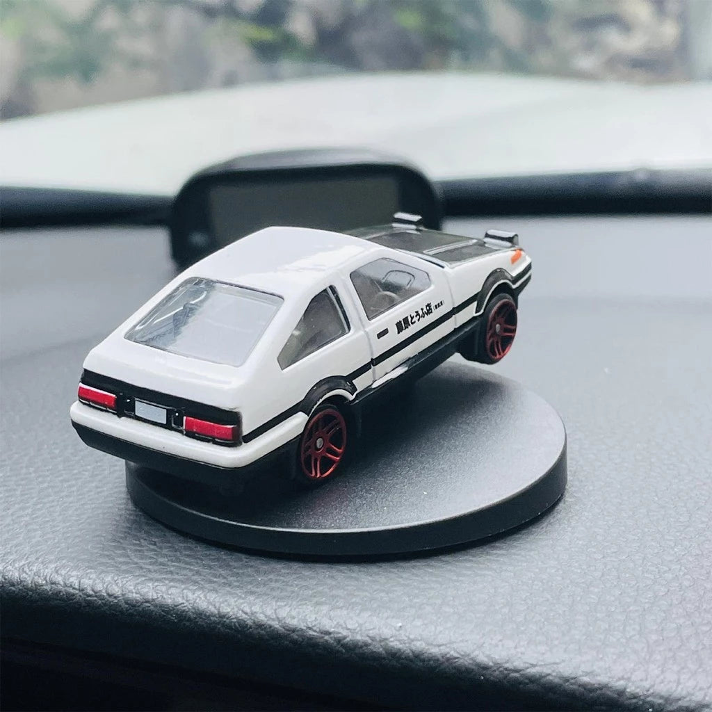 Drifting Dashboard Toy Car – Dynamic Dashboard Decoration for Car Enthusiasts